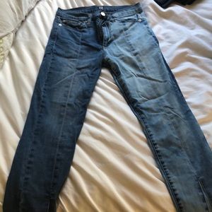 GAP capris. Acid washed